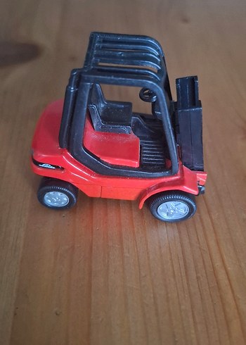 Beden Renk SİKU 1/43KOLLEKSIYONLUK DEMİR ARAÇ