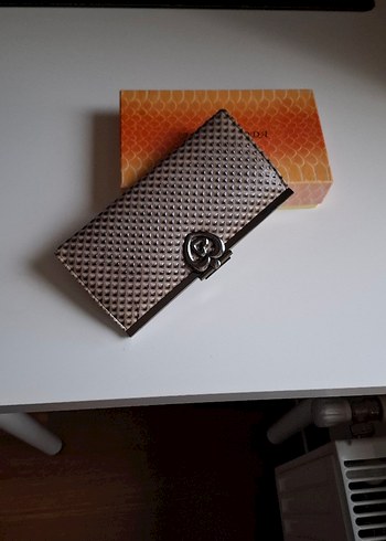 YENİ İTALYAN MARKA PARLAK KADIN POTRFÖY ÇANTA CÜZDAN - Görsel 6