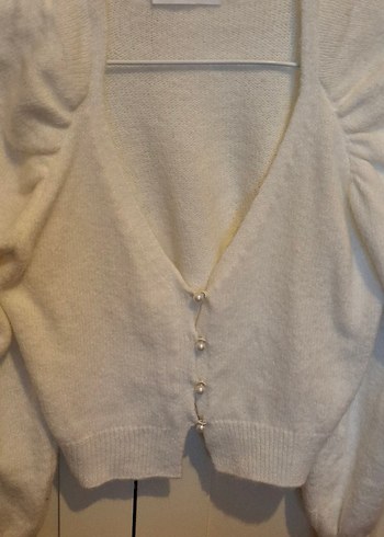 MANGO MARKA S Beden Düğmeli Beyaz V Yaka Kadın Hırka. - Görsel 2