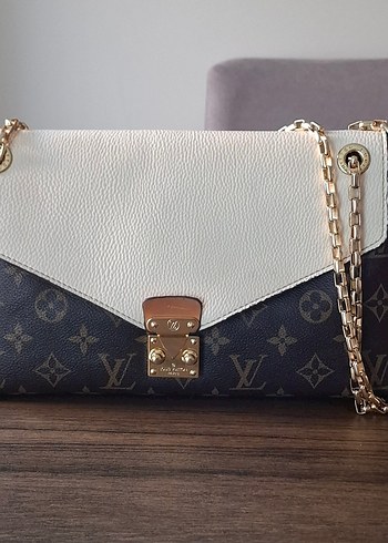 Askılı zincir detaylı omuz çantası - Görsel 2