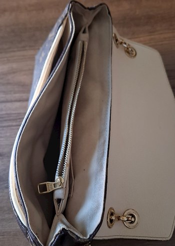 Askılı zincir detaylı omuz çantası - Görsel 5