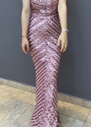 36 Beden Pembe pullu balık model abiye