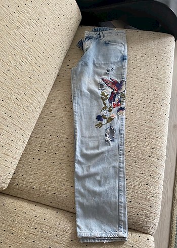 36 Beden Nakışlı Kadın Denim Jean