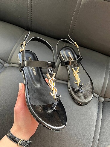 38 Beden siyah Renk YSL ŞIK SANDALET