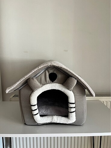 Kedi evi (hiç kullanılmadı)