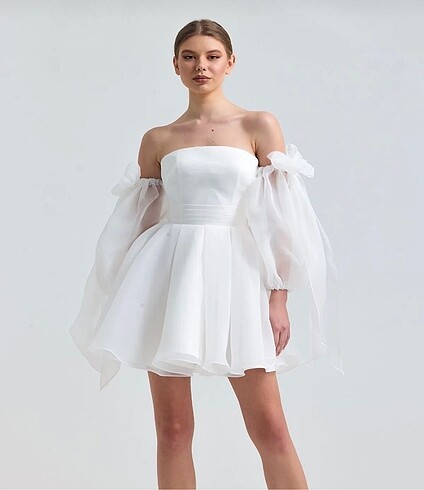 Beyaz Mini Elbise