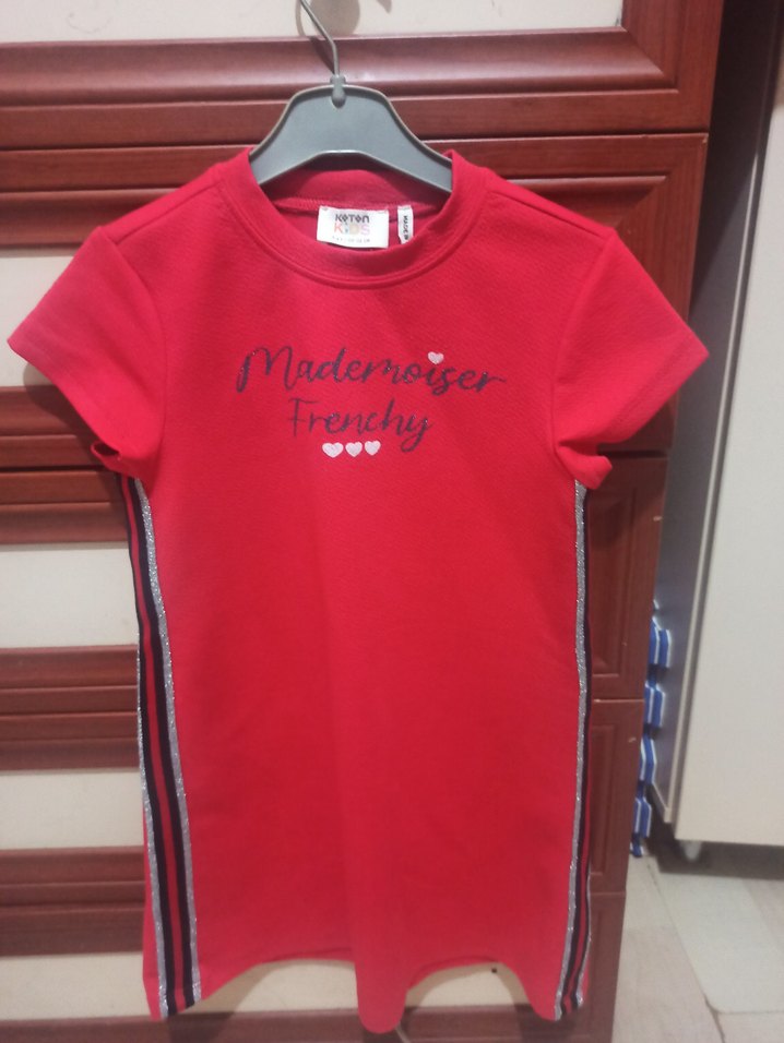 Kızlar için Kırmızı Baskılı Fermuarlı Tişört - Görsel 4