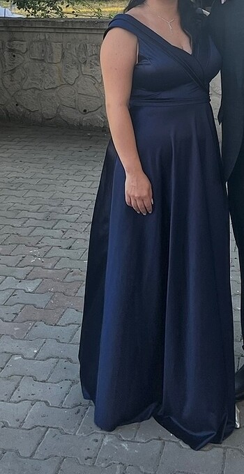 Diğer lacivert abiye