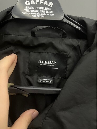 Pull and Bear Mevsimlik yağmurluk