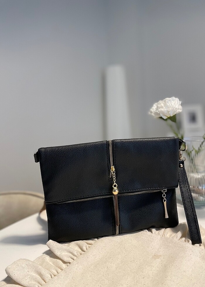 Siyah katlı el çantası - Görsel 4