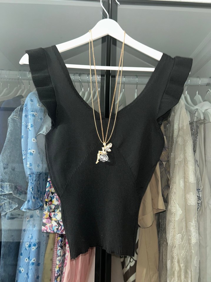 Sıfır kollu siyah  bluz - Görsel 2