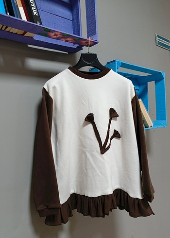 Kadın Beyaz-Kahverengi Fırfırlı Sweatshirt - Görsel 2