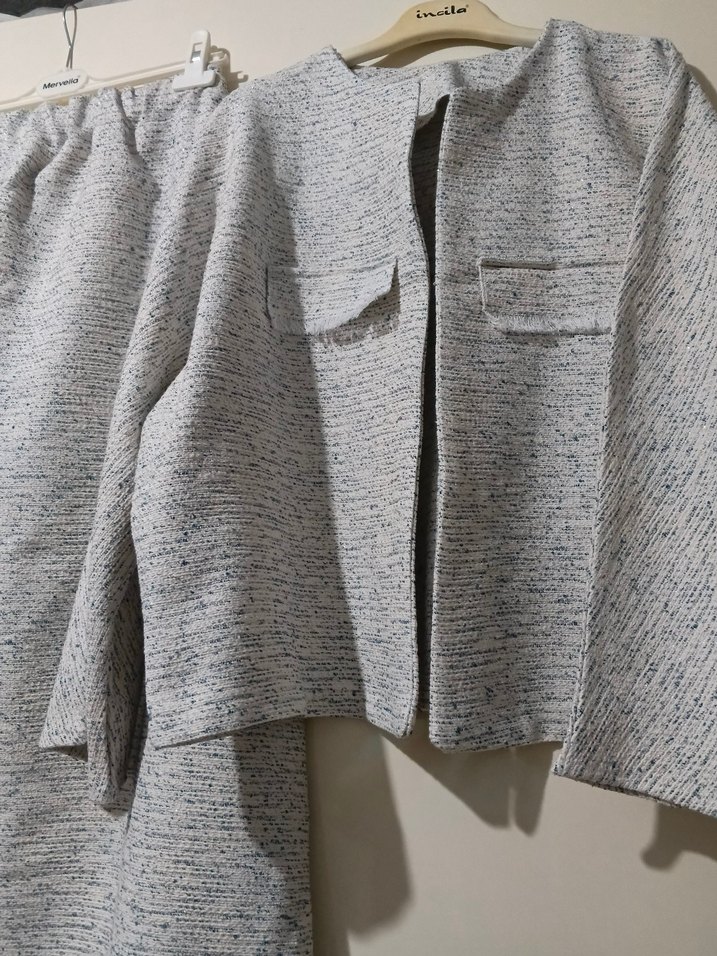 Düğmeli Kısaca Kadın Ceket - Görsel 4