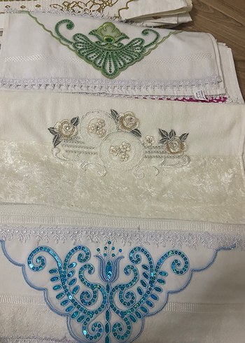 Nakışlı Beyaz Havlu Seti - Görsel 2