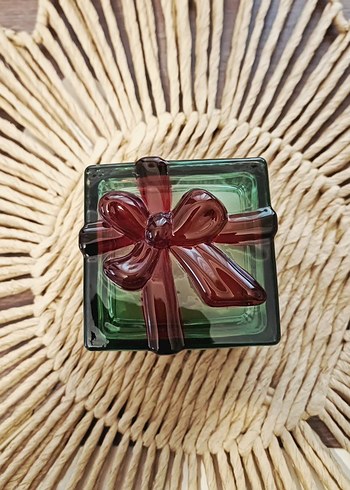 Koyu Yeşil Hediye Kutusu Tasarımlı Mumluk - Görsel 3