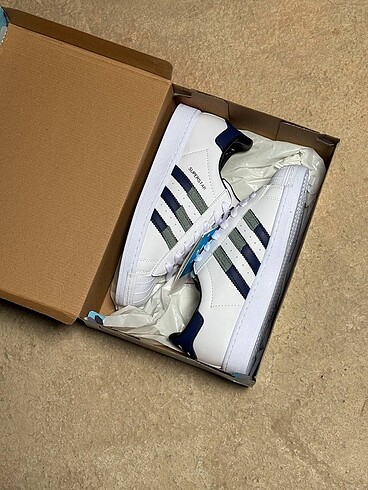 tek ebat Beden çeşitli Renk Adidas Süperstar