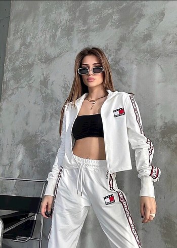 Tommy Hilfiger Beyaz Kemerli Kadın Eşofman Takımı
