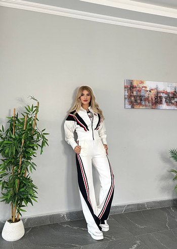 Beyaz Çizgili Fermuarlı Kadın Eşofman Takımı