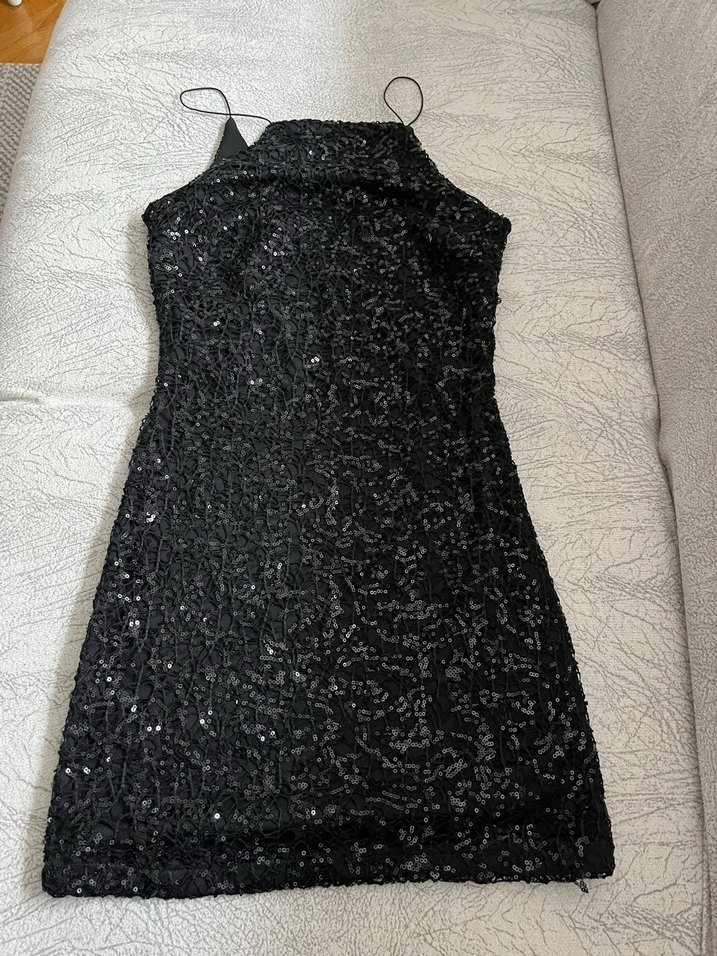 Siyah Nakışlı Uzun Kollu Gotik Abiye Elbise - Görsel 2