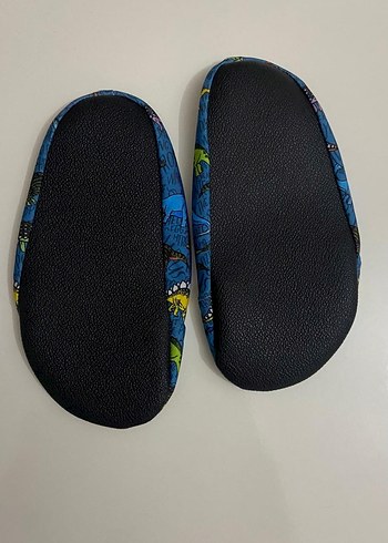 Renkli Desenli Erkek Çocuk Kaydırmaz Terlik - Görsel 2