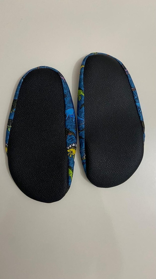 Renkli Desenli Erkek Çocuk Kaydırmaz Terlik - Görsel 2