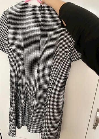 Zara M beden Kareli Piliseli Gri  Elbise - Görsel 2