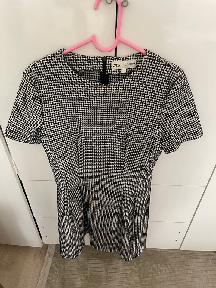 Zara M beden Kareli Piliseli Gri  Elbise - Görsel 3