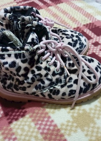25 Beden pembe Renk Leopar Desenli Pembe Kız Çocuk Botu