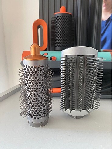 Dyson fön fırçası ve tarak