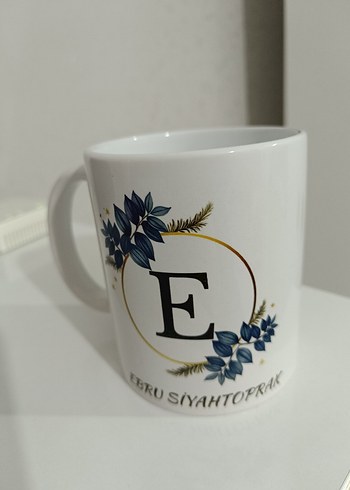 Beyaz Parlak E Harfli Kupa - Görsel 2