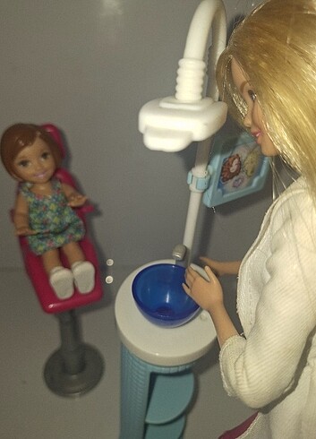 Barbie dişçi barbie 