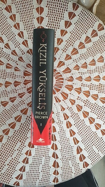  Kızıl Yükseliş, Pierce Brown