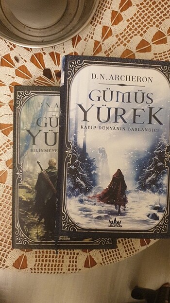 Gümüş Yürek, D. N. Archeron