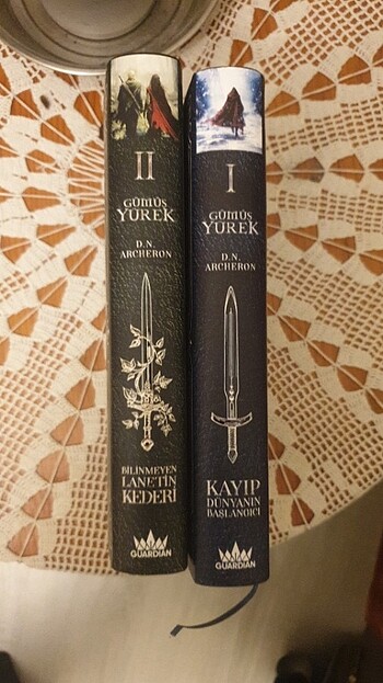Gümüş Yürek, D. N. Archeron