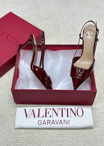 39 Beden Bordo Rugan Tokalı Stiletto Kadın Ayakkabı
