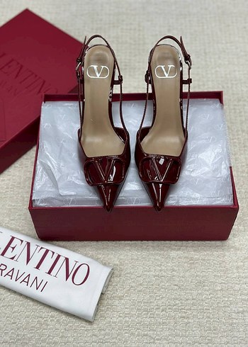 Valentino Bordo Rugan Tokalı Stiletto Kadın Ayakkabı