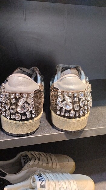 41 Beden Golden goose