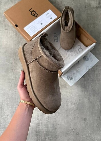 UGG bot 