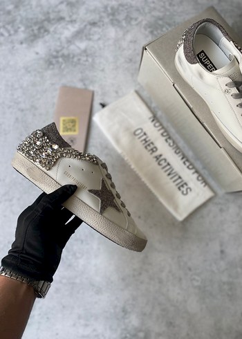 38 Beden beyaz Renk Golden Goose Deluxe Kadın Beyaz Payetli Sneakers