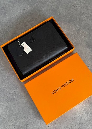 Louis Vuitton Siyah Deri Kadın Portföy Çanta - Görsel 2