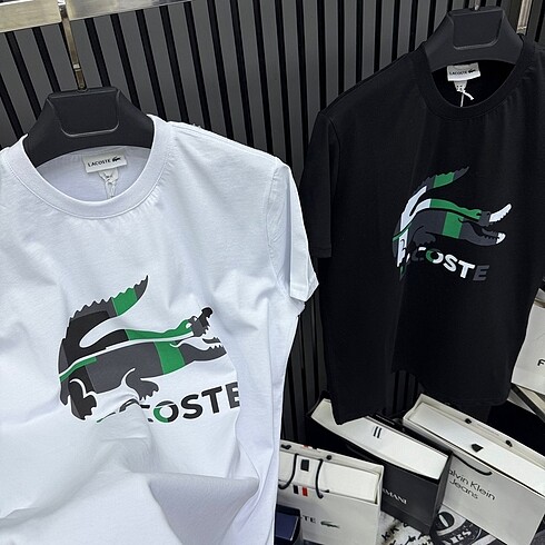 Lacoste beyaz T-shirt