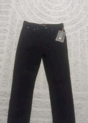 Gap Siyah Duz Kesim Jean Pantolon