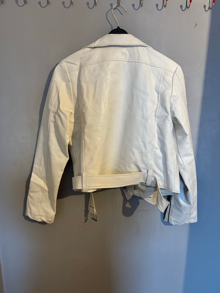 Beyaz Kemerli Deri Kadın Ceket - Görsel 3