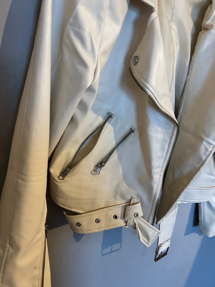 Beyaz Kemerli Deri Kadın Ceket - Görsel 4