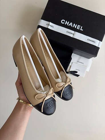 Chanel babet