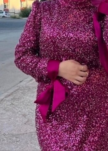 Abiye Pembe Parlak Uzun Kollu Bağlamalı Uzun Elbise