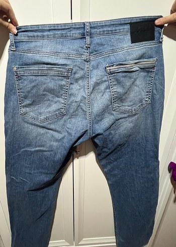 Açık Mavi Bol Kesim Midi Kot Pantolon - Görsel 2