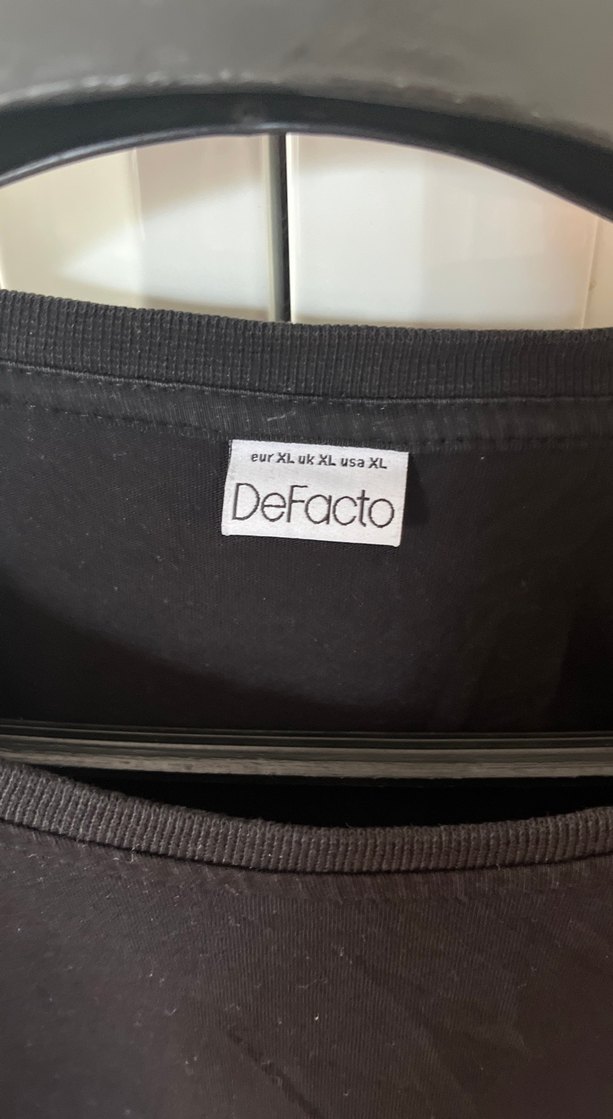 Siyah Erkek  Tişört - Görsel 2