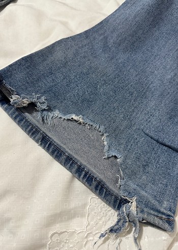 H&M mavi düşük bek ispanyol paça kot - Görsel 4