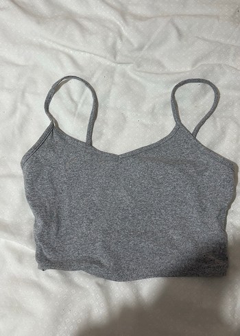 Gri ve Siyah İnce Askılı Kadın Atlet - Görsel 3